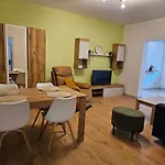 Ljuba Apartment