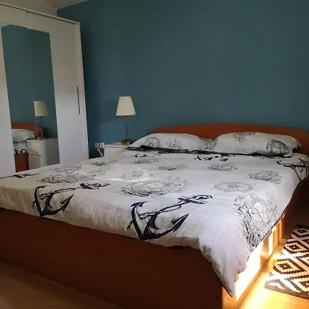 Ljuba Daire Rogoznica (Sibenik-Knin)